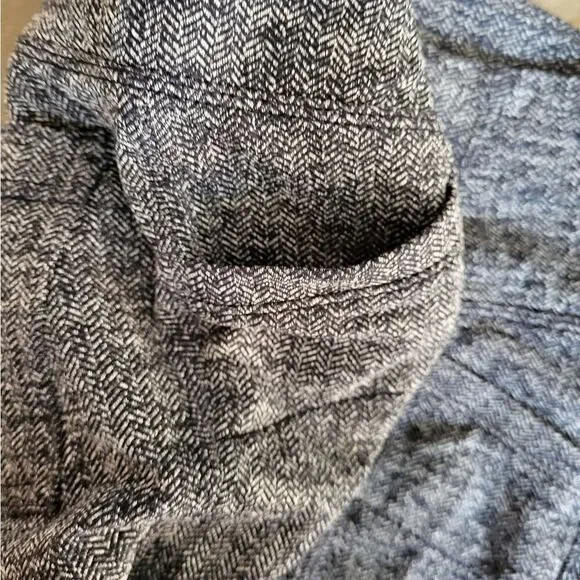 Athleta athletic leggings with pockets size xsmall - Picture 4 of 6